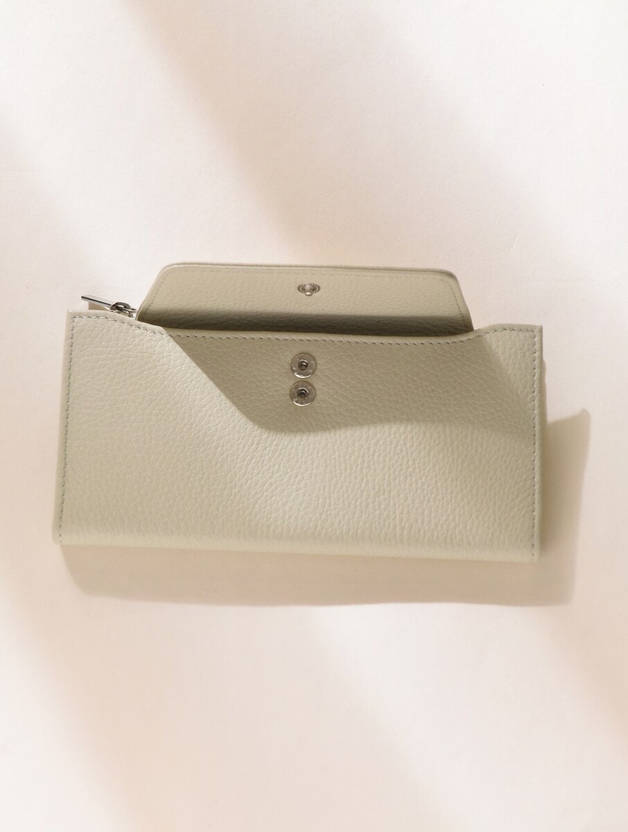Handcrafted Ivory Leather Wallet for Women